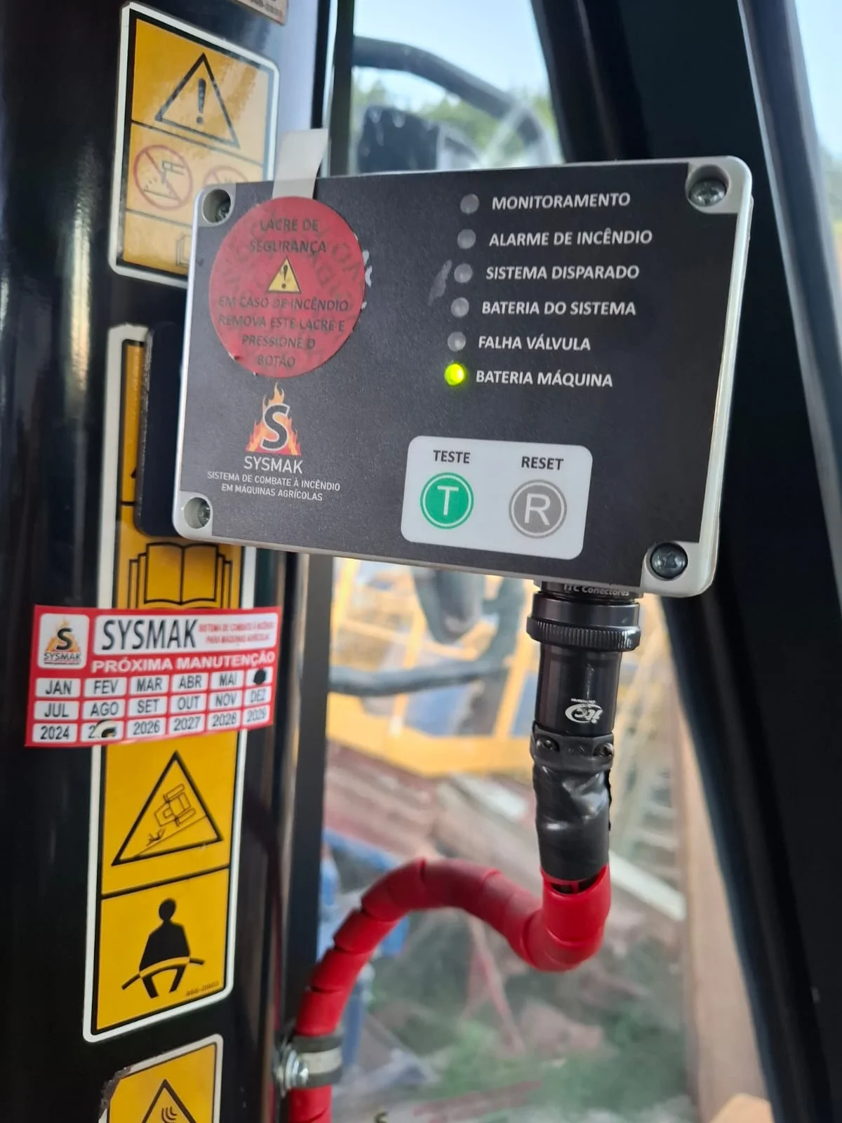 Sistema anti-incêndio para equipamentos siderúrgicos